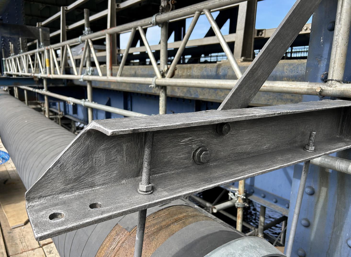 Bridge Bracket